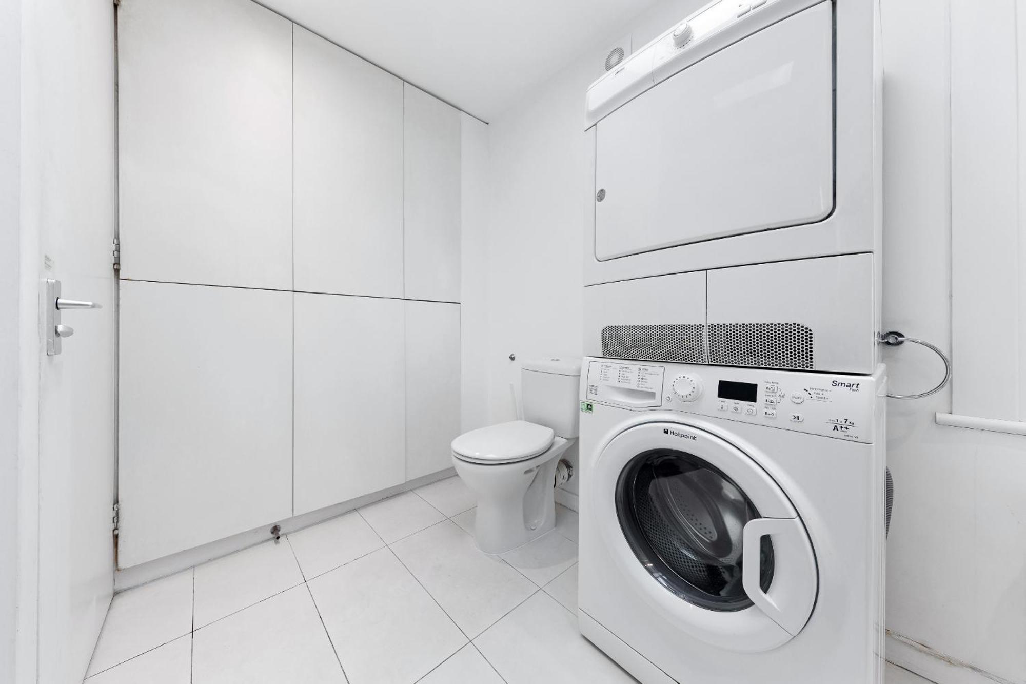 Luxury 4-Bedroom Modern Flat In Central London Steps From Station, Sleeps 9 In Style! Buitenkant foto